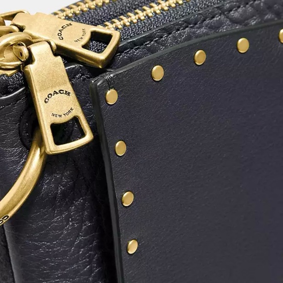 COACH | Dreamer Shoulder/Crossbody Bag with Rivets includes duster - Picture 4 of 14